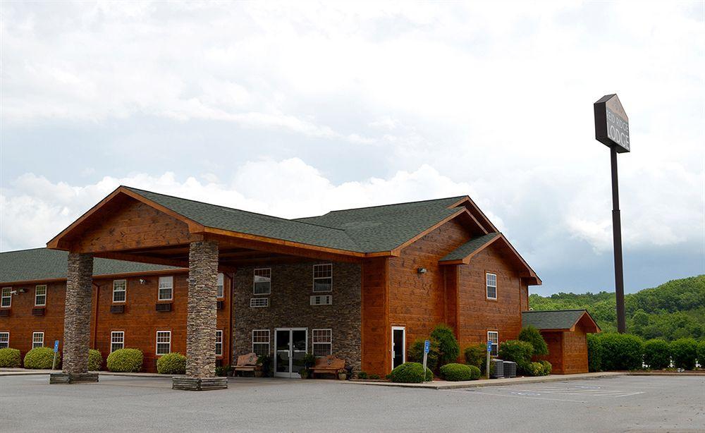 Ramada Limited Of Blue Ridge Hotel Exterior photo